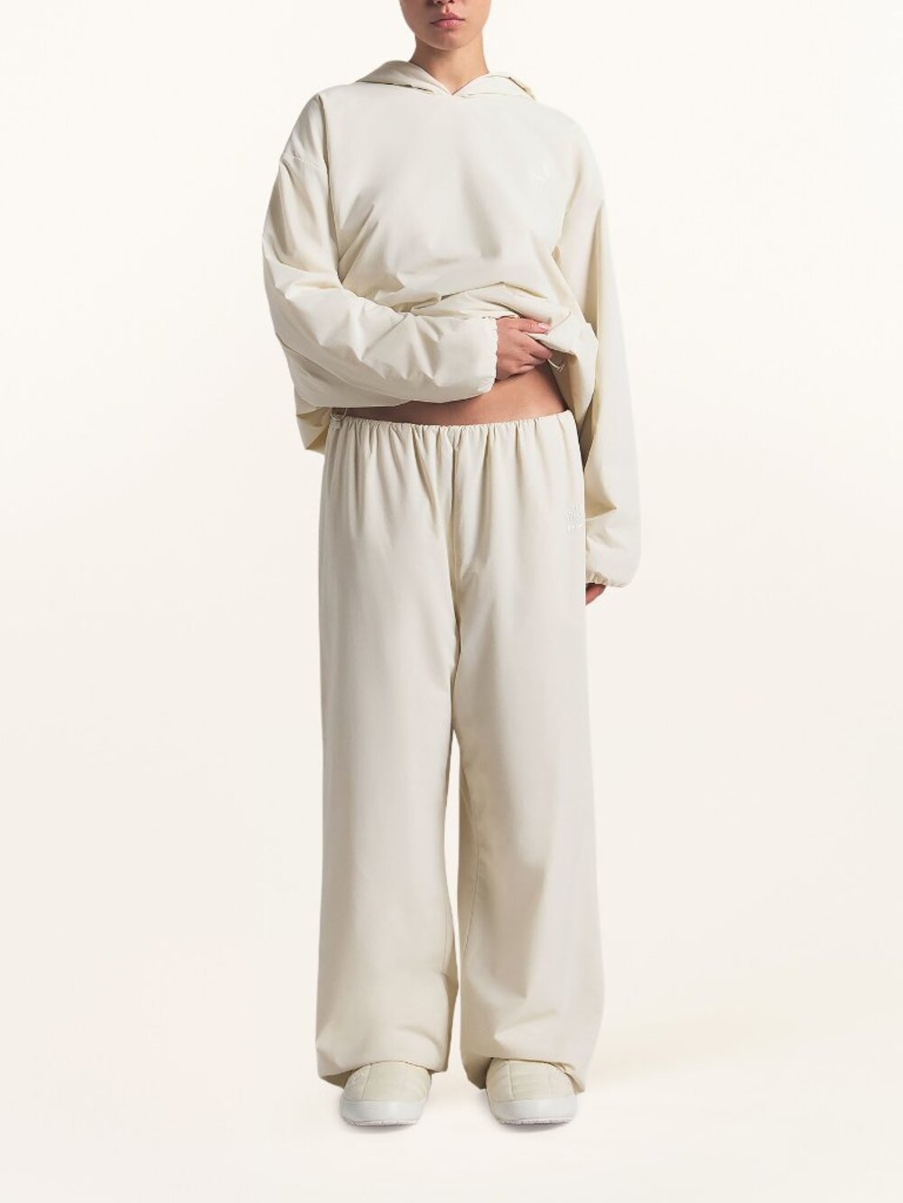The North Face x SKIMS Ventrix pants Black Onyx BONE  L